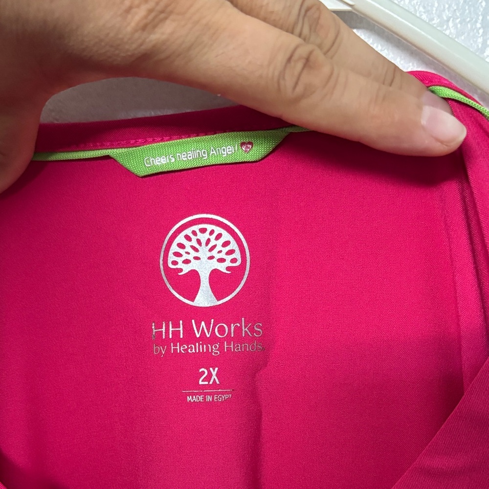 WonderWink V-Neck Pink Scrub Top